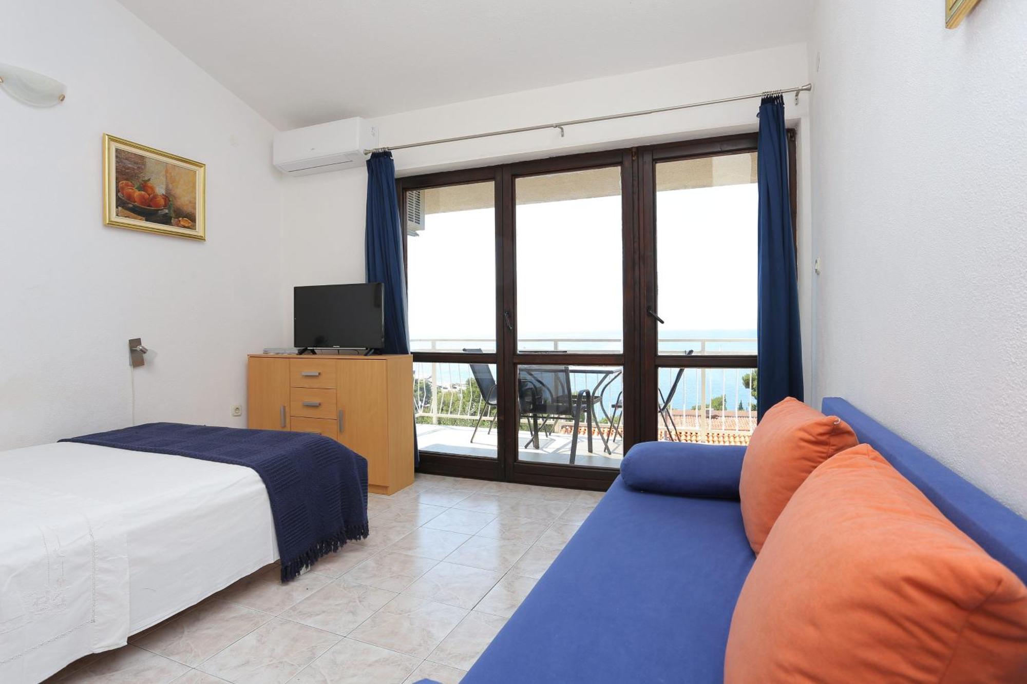Apartments By The Sea Baska Voda, Makarska - 300 Exterior photo