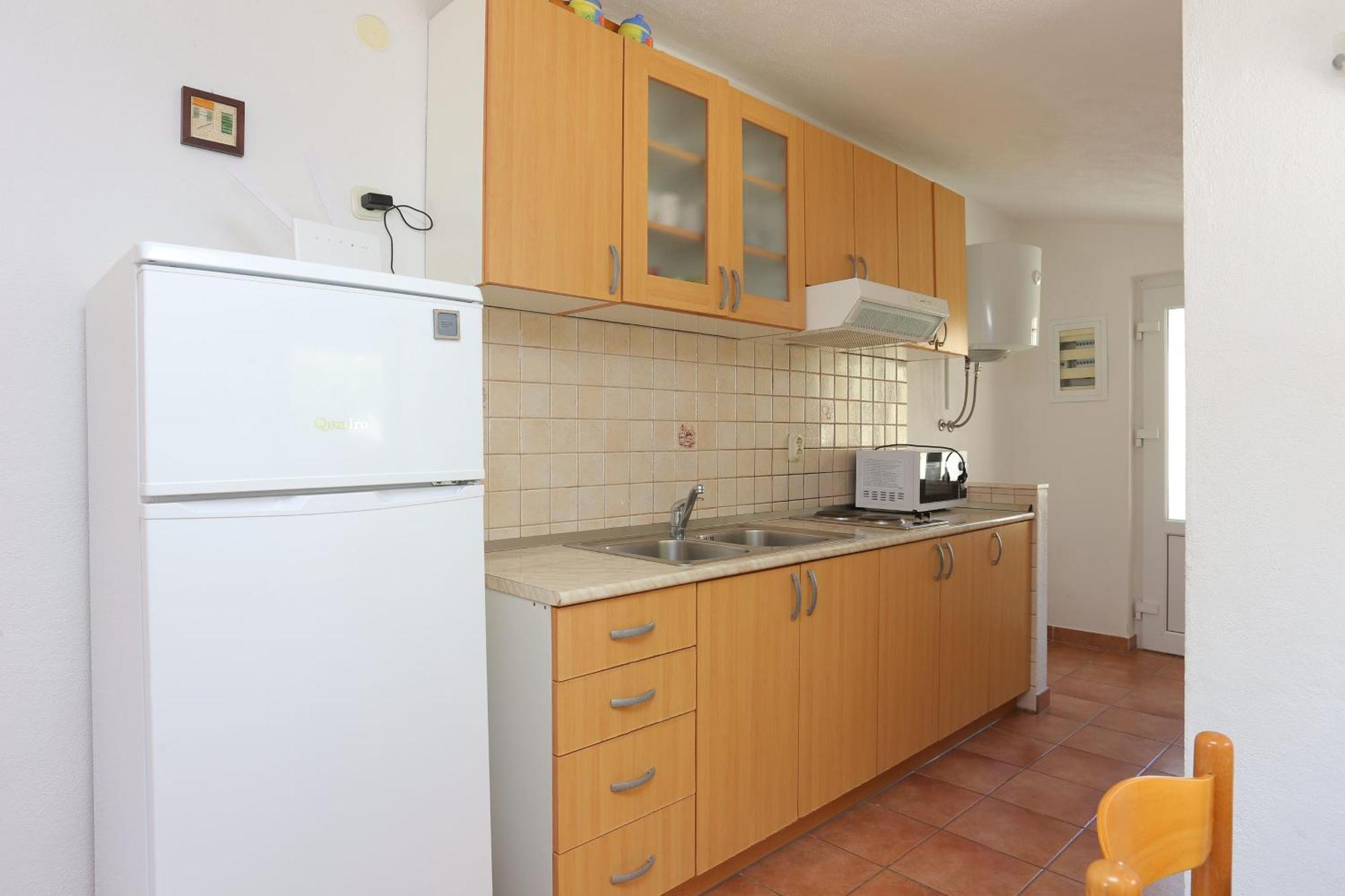 Apartments By The Sea Baska Voda, Makarska - 300 Exterior photo