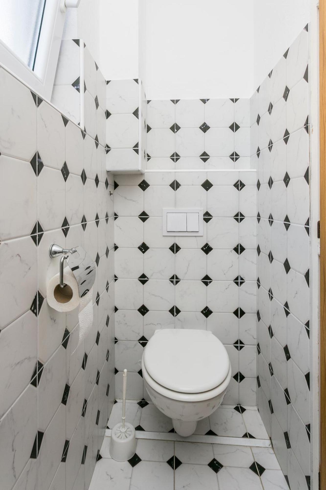 Apartments By The Sea Baska Voda, Makarska - 300 Room photo