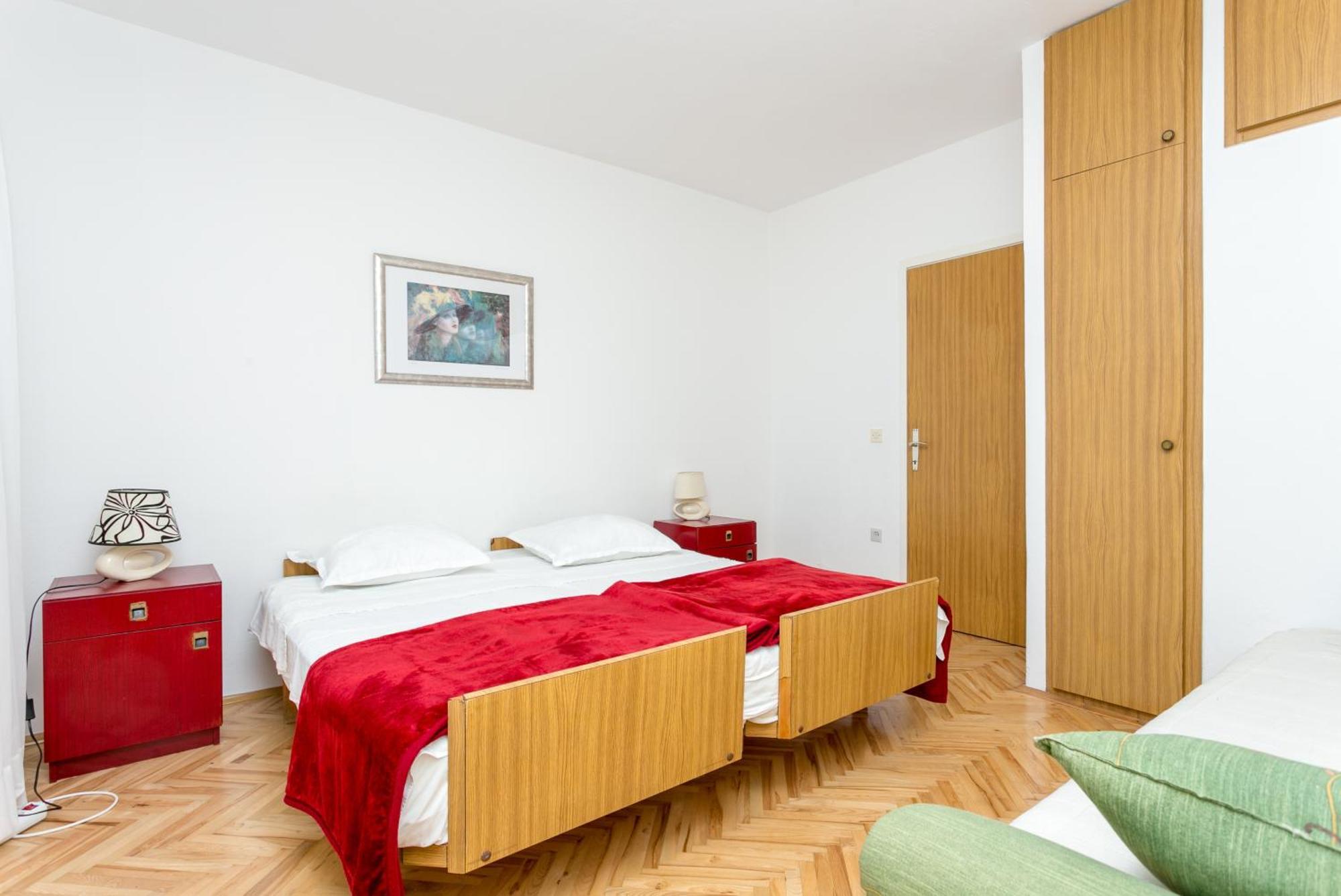 Apartments By The Sea Baska Voda, Makarska - 300 Room photo