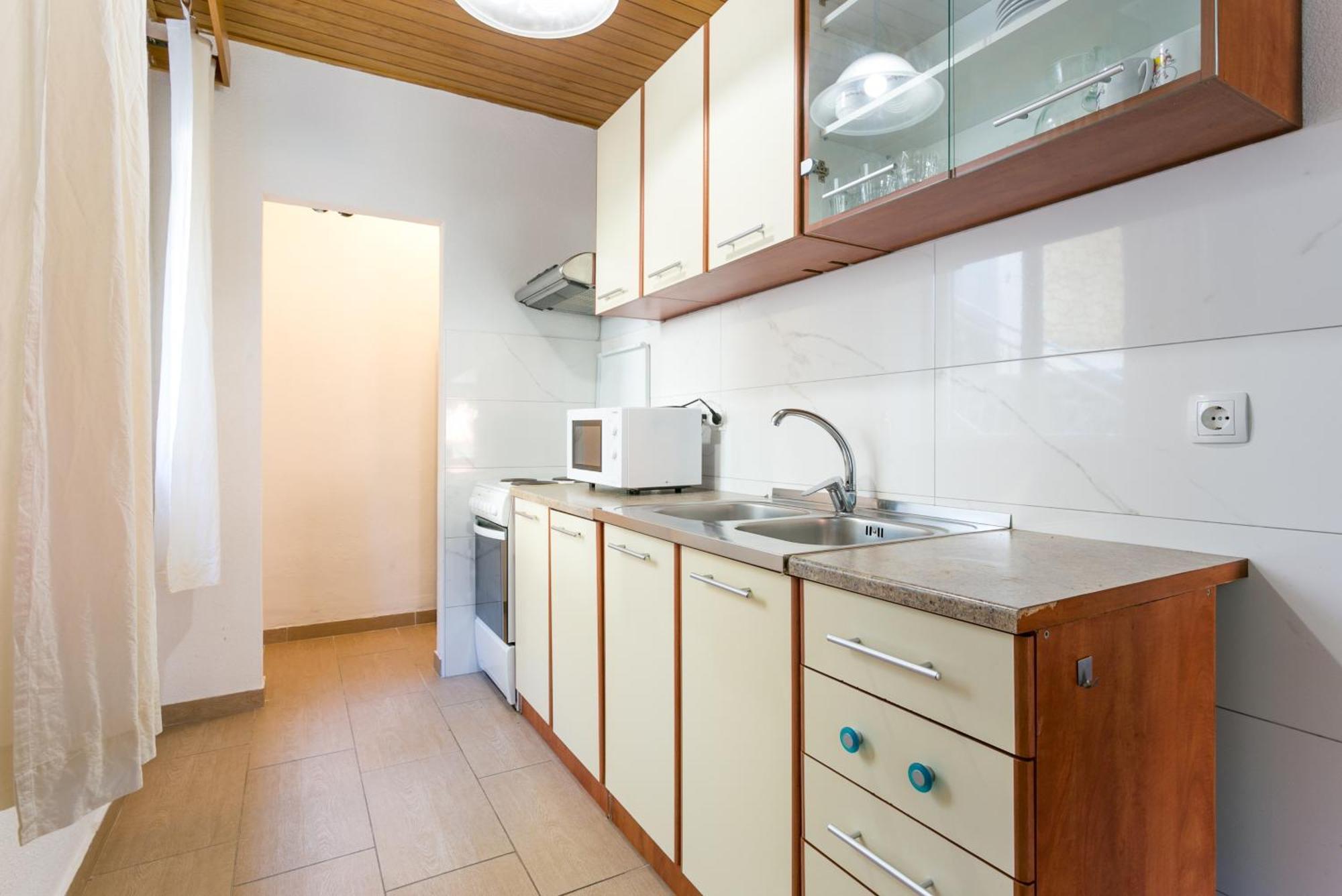 Apartments By The Sea Baska Voda, Makarska - 300 Exterior photo