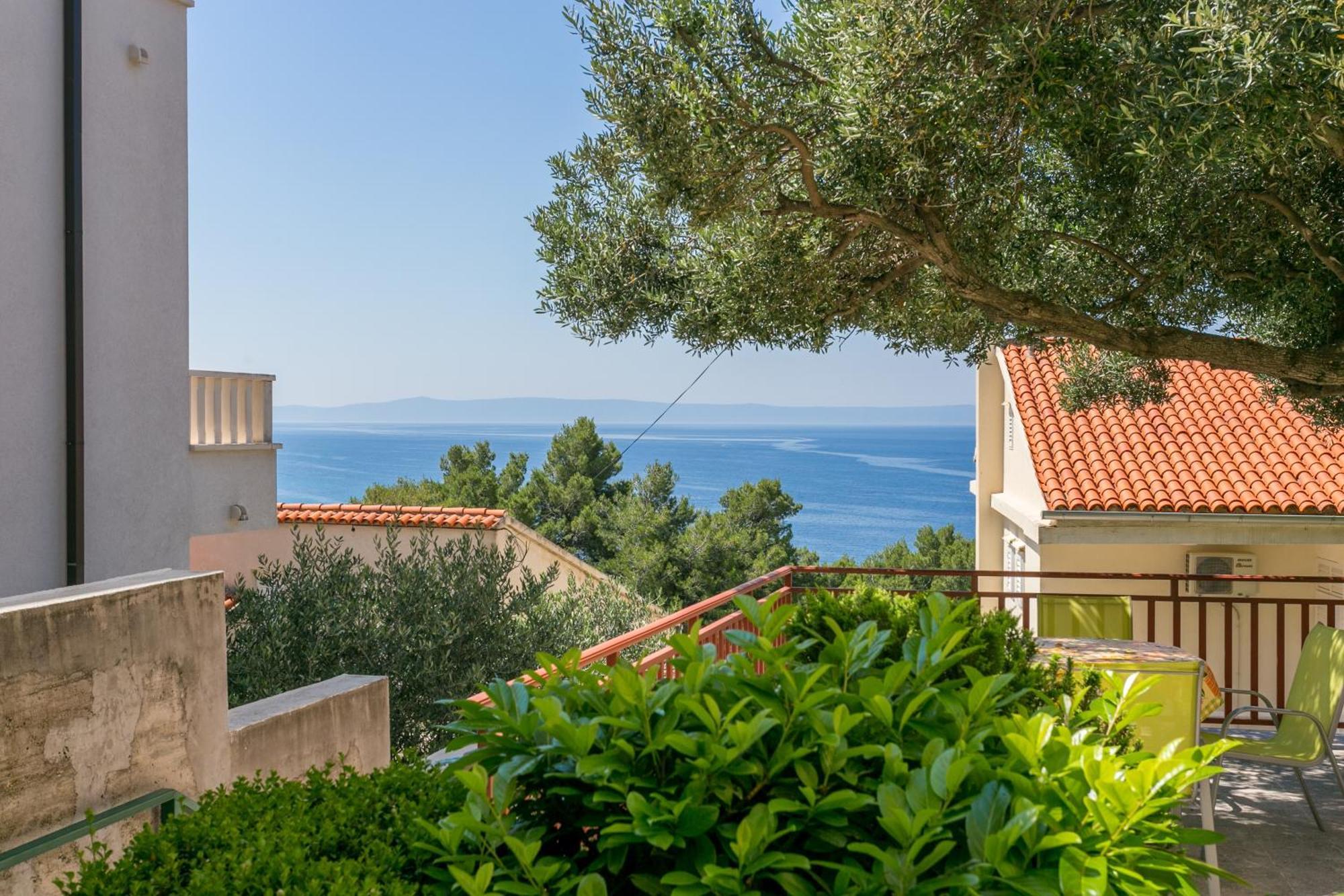 Apartments By The Sea Baska Voda, Makarska - 300 Exterior photo
