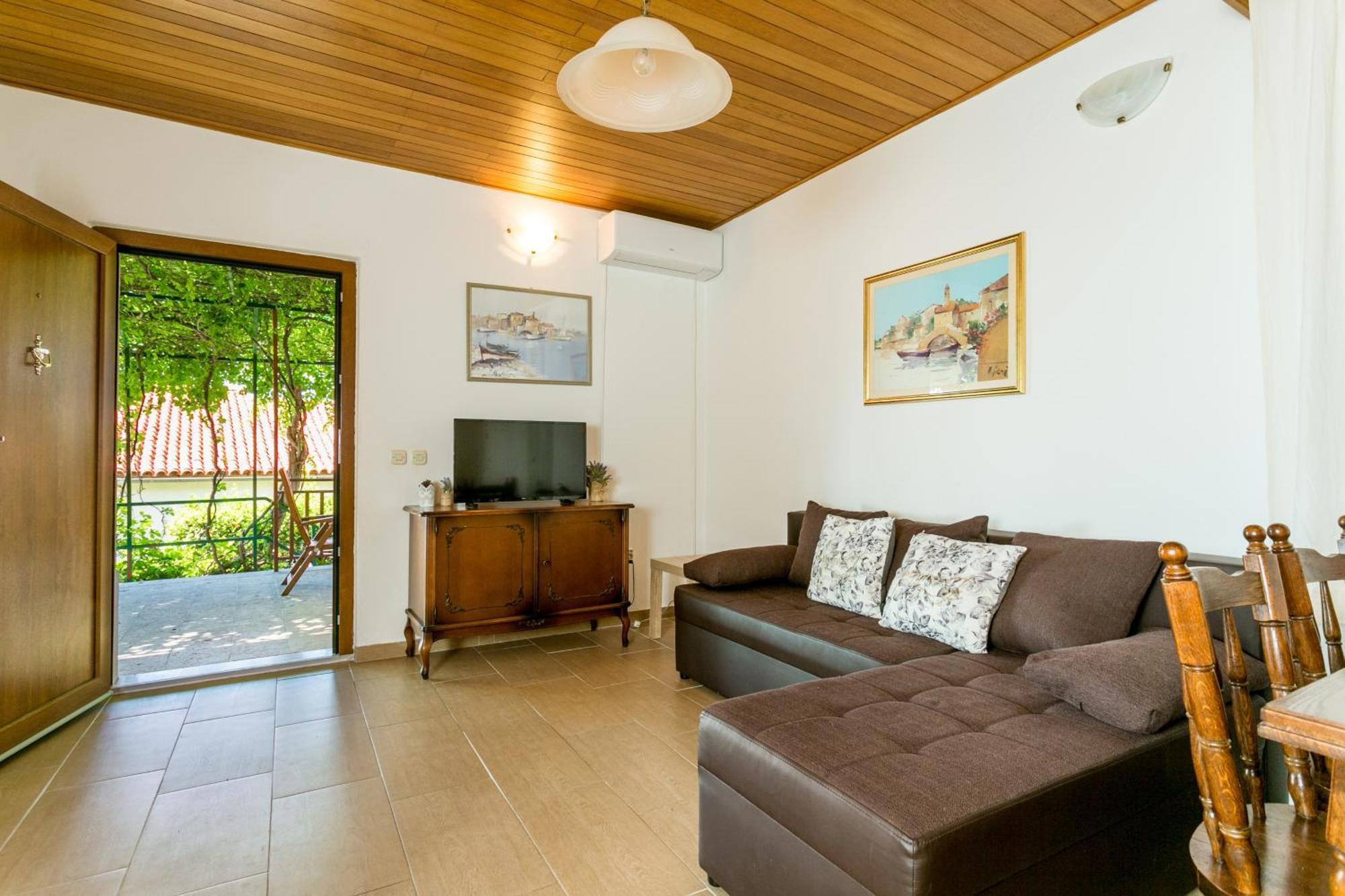 Apartments By The Sea Baska Voda, Makarska - 300 Exterior photo