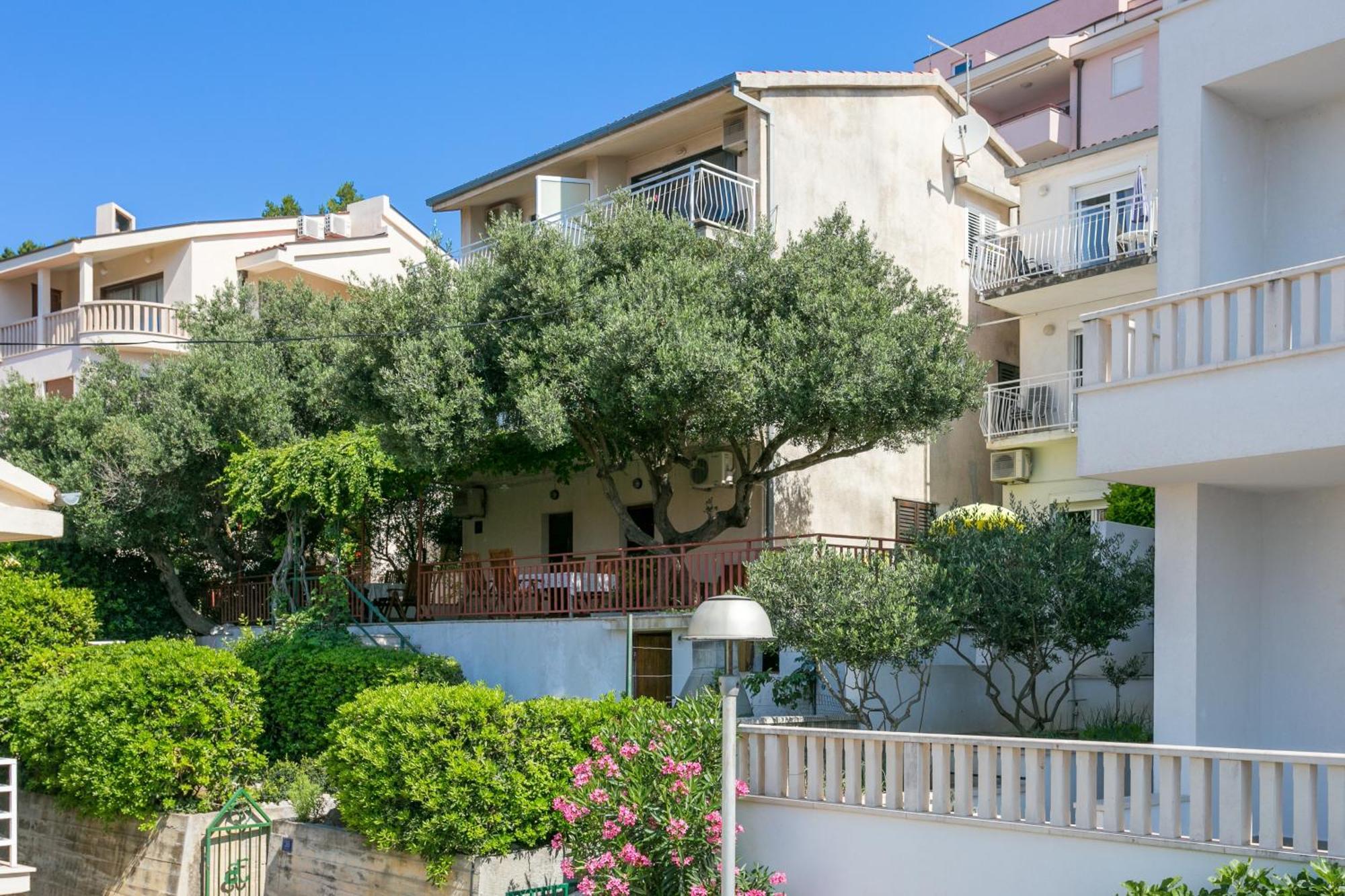 Apartments By The Sea Baska Voda, Makarska - 300 Exterior photo